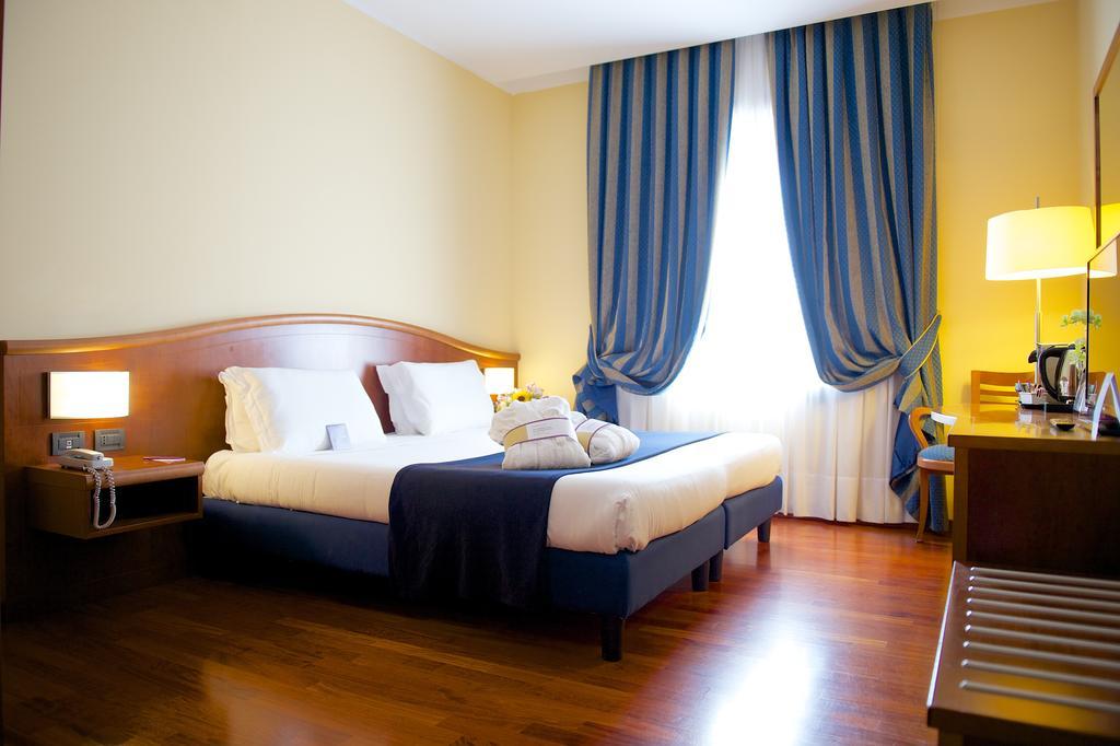 Mercure Genova San Biagio Εξωτερικό φωτογραφία