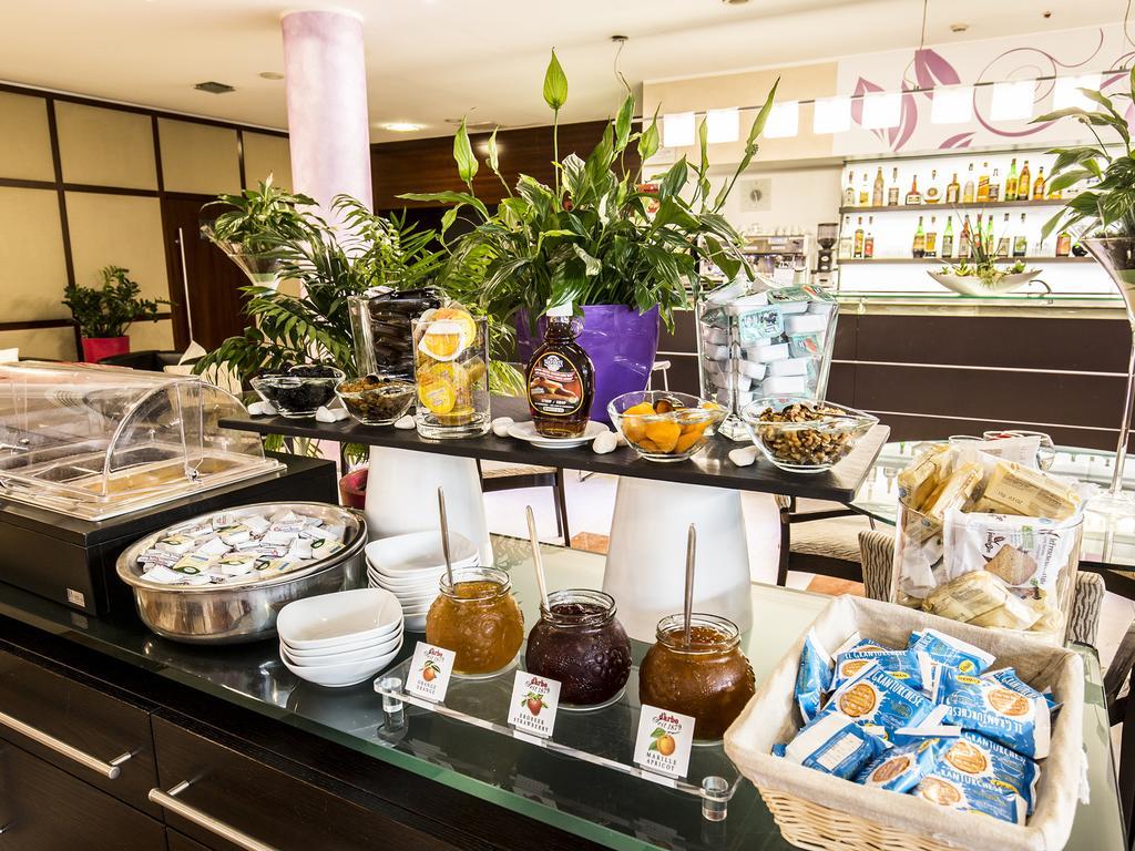 Mercure Genova San Biagio Εξωτερικό φωτογραφία